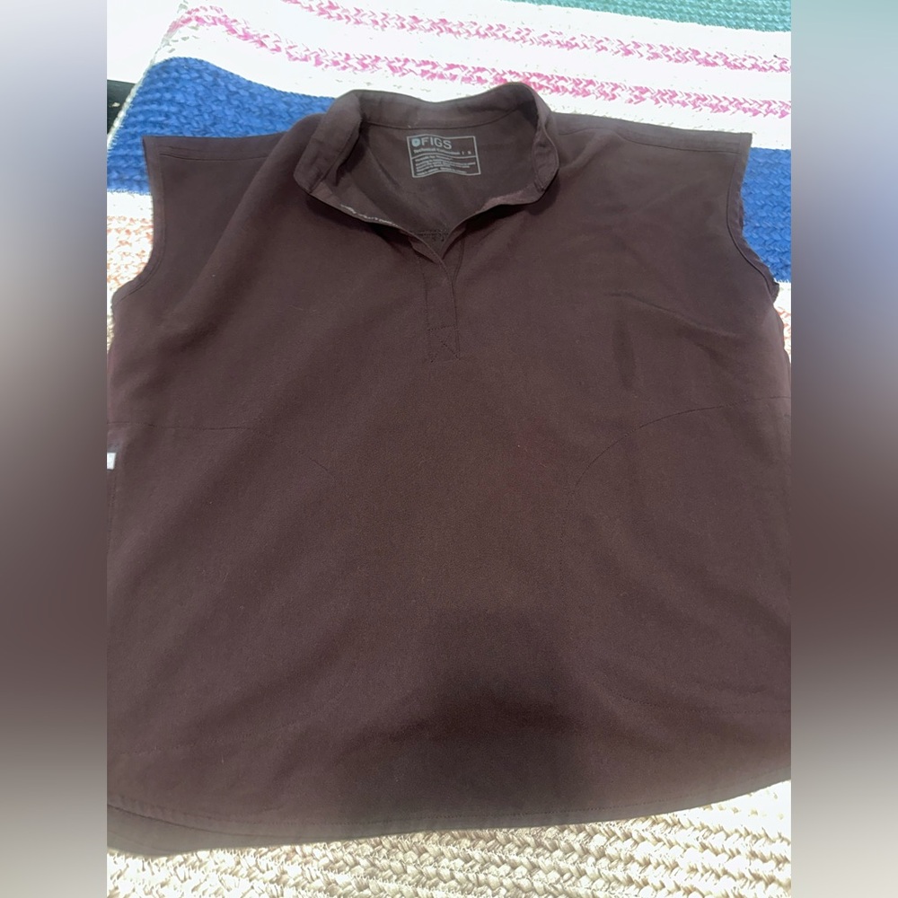 Figs Espresso Rafaela Scrub Top